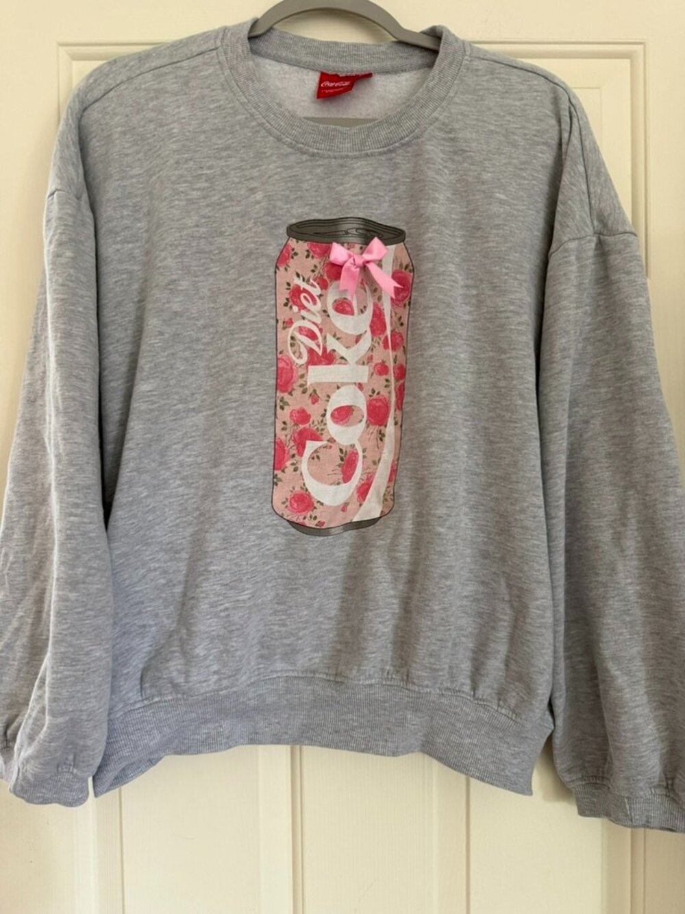 Women's Diet Coke Can Graphic Crewneck Sweatshirt. Size XL